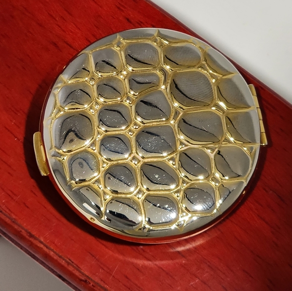 Estee Lauder Lucidity Pressed Powder Compact Gold Alligator Empty VTG Estate - Picture 1 of 11